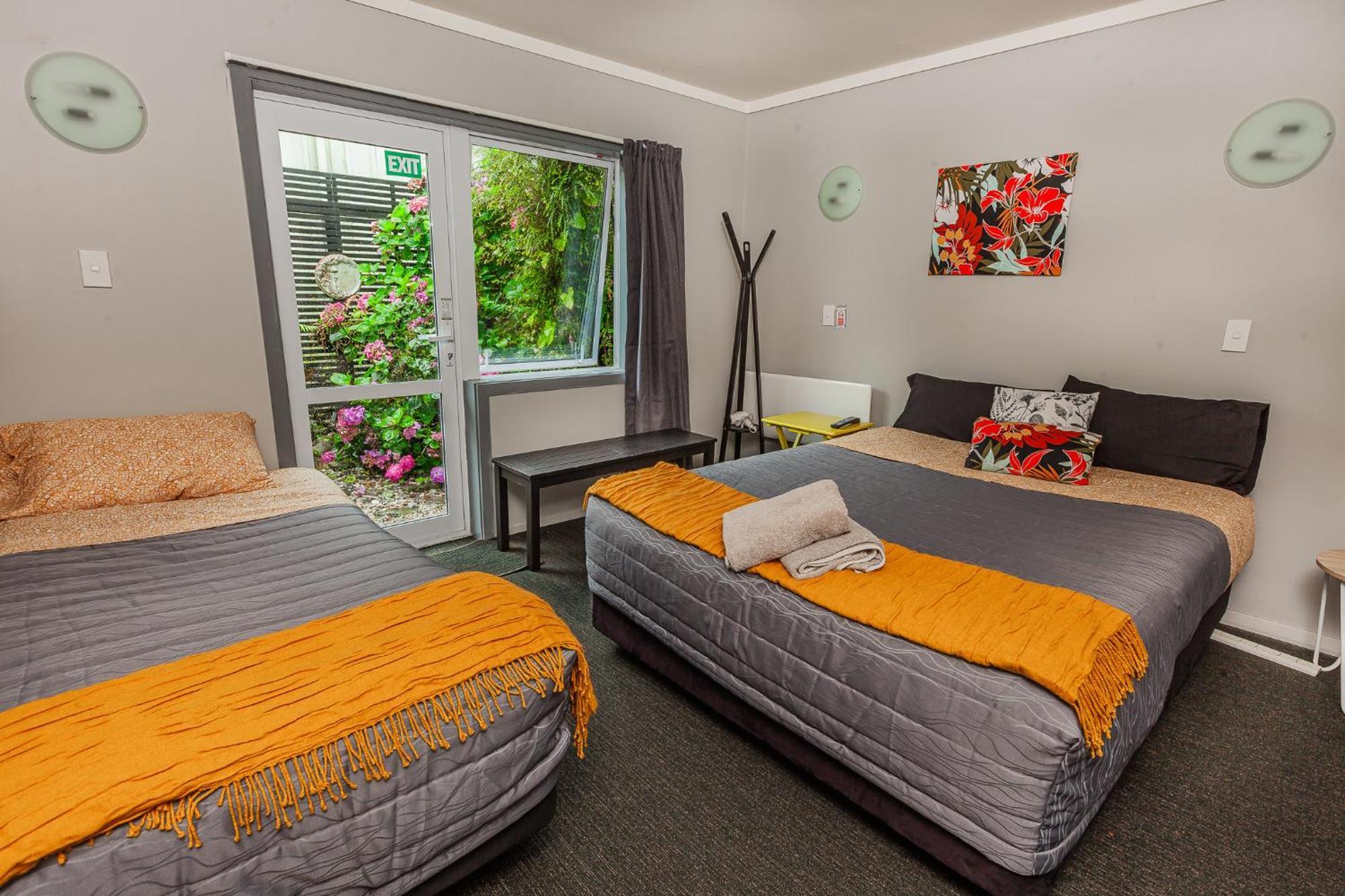 Hostel Ivorytowers Fox Glacier