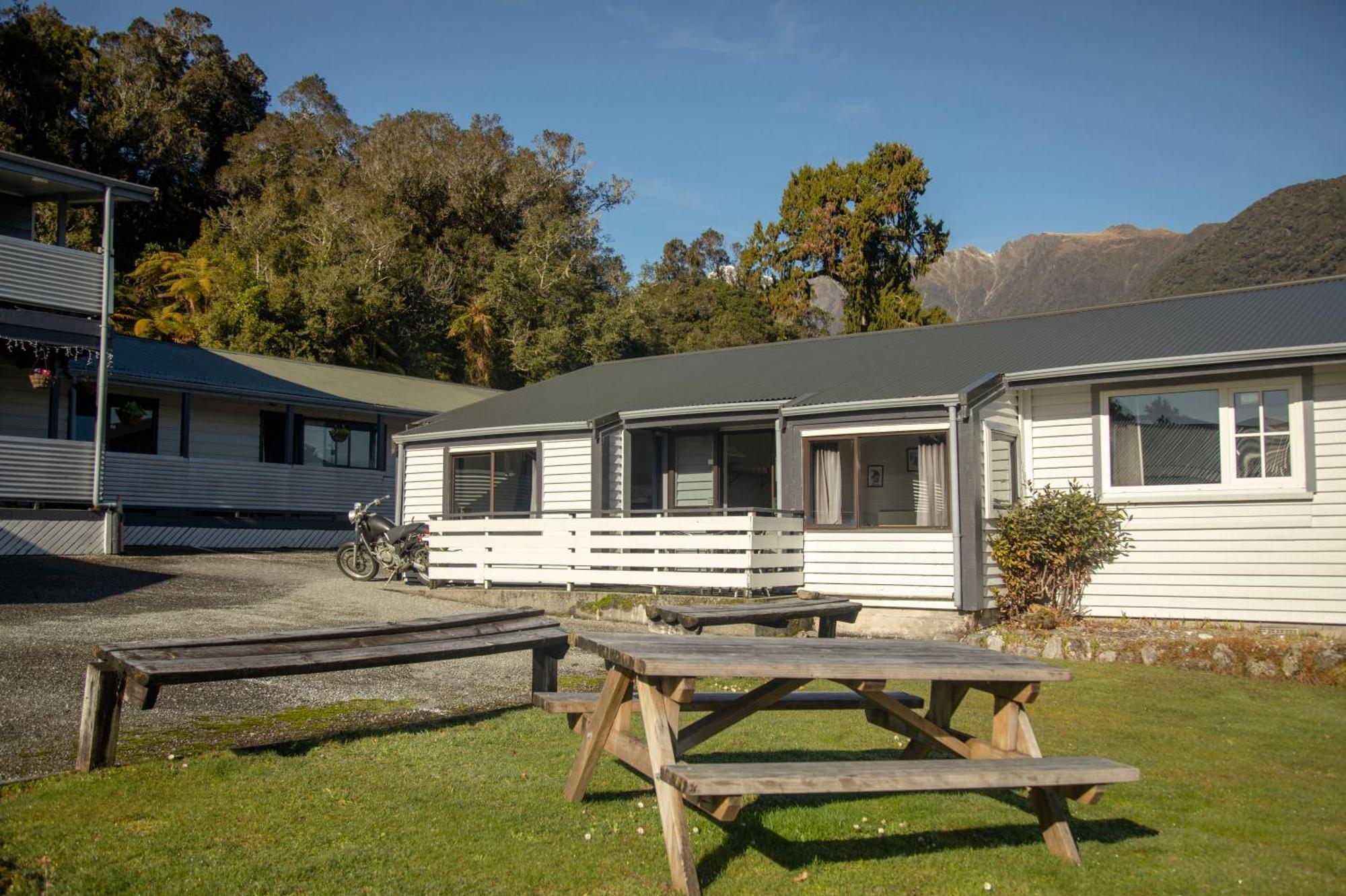 Hostel Ivorytowers Fox Glacier