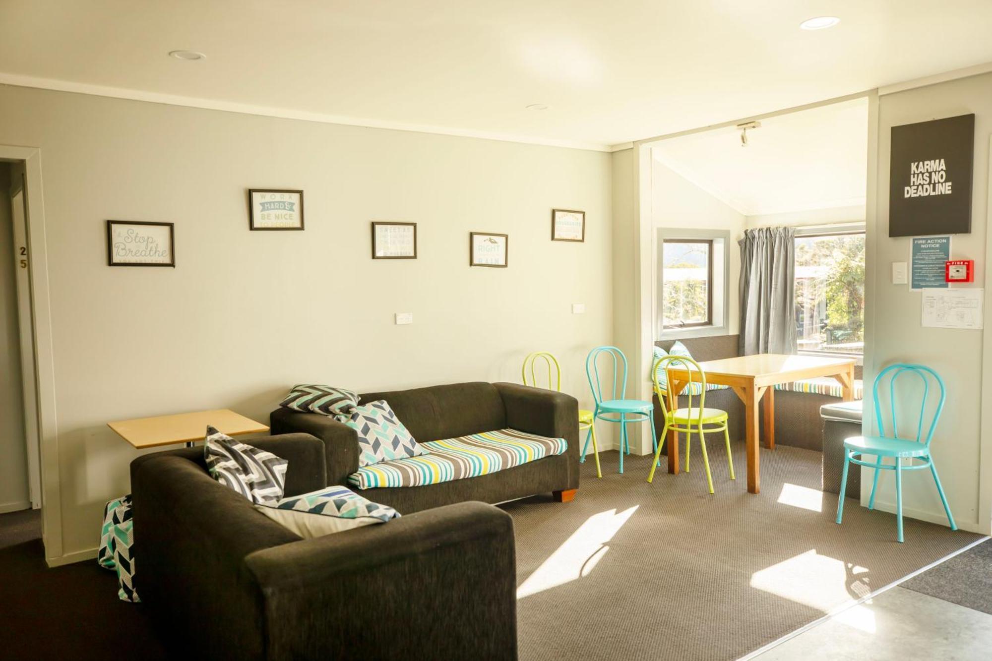 Ivorytowers Hostel Fox Glacier