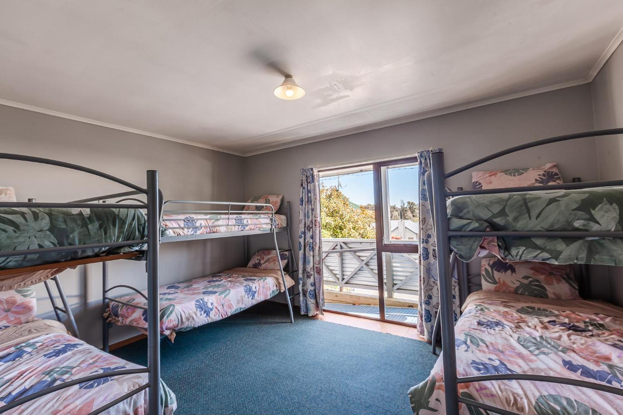 Ivorytowers Hostel Fox Glacier